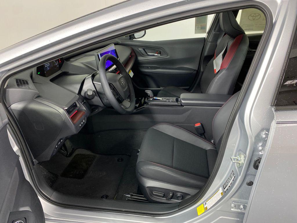 new 2026 Toyota Prius Plug-In Hybrid car, priced at $42,281