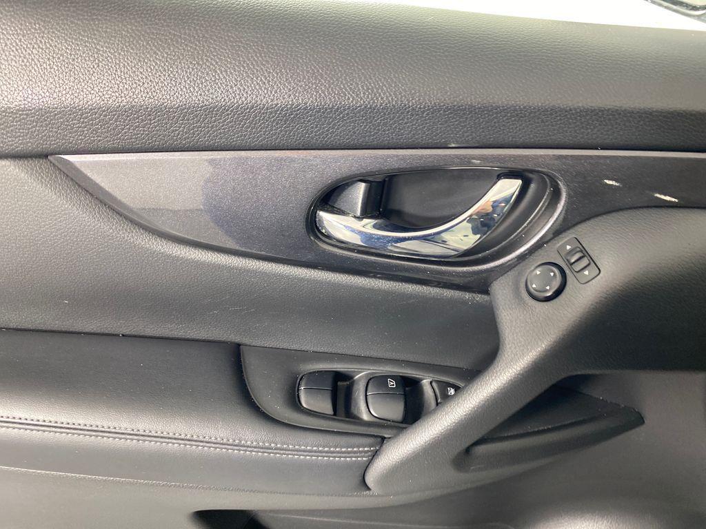 used 2017 Nissan Rogue car, priced at $11,895