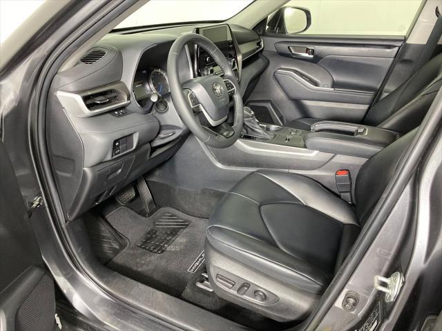 used 2023 Toyota Highlander Hybrid car, priced at $39,498
