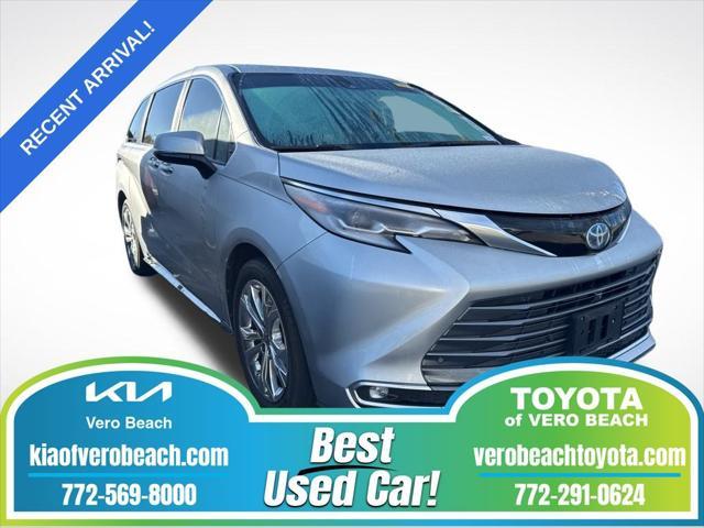 used 2022 Toyota Sienna car, priced at $52,917