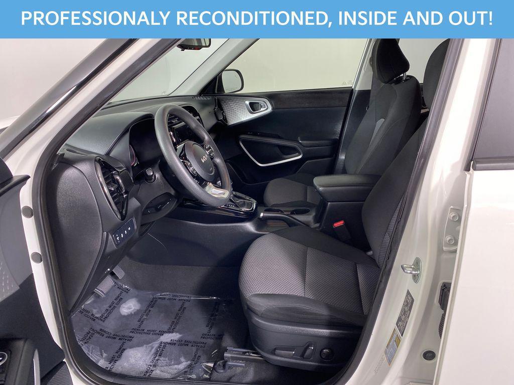 used 2023 Kia Soul car, priced at $13,998