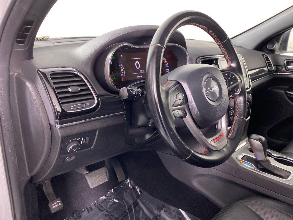 used 2020 Jeep Grand Cherokee car, priced at $24,998