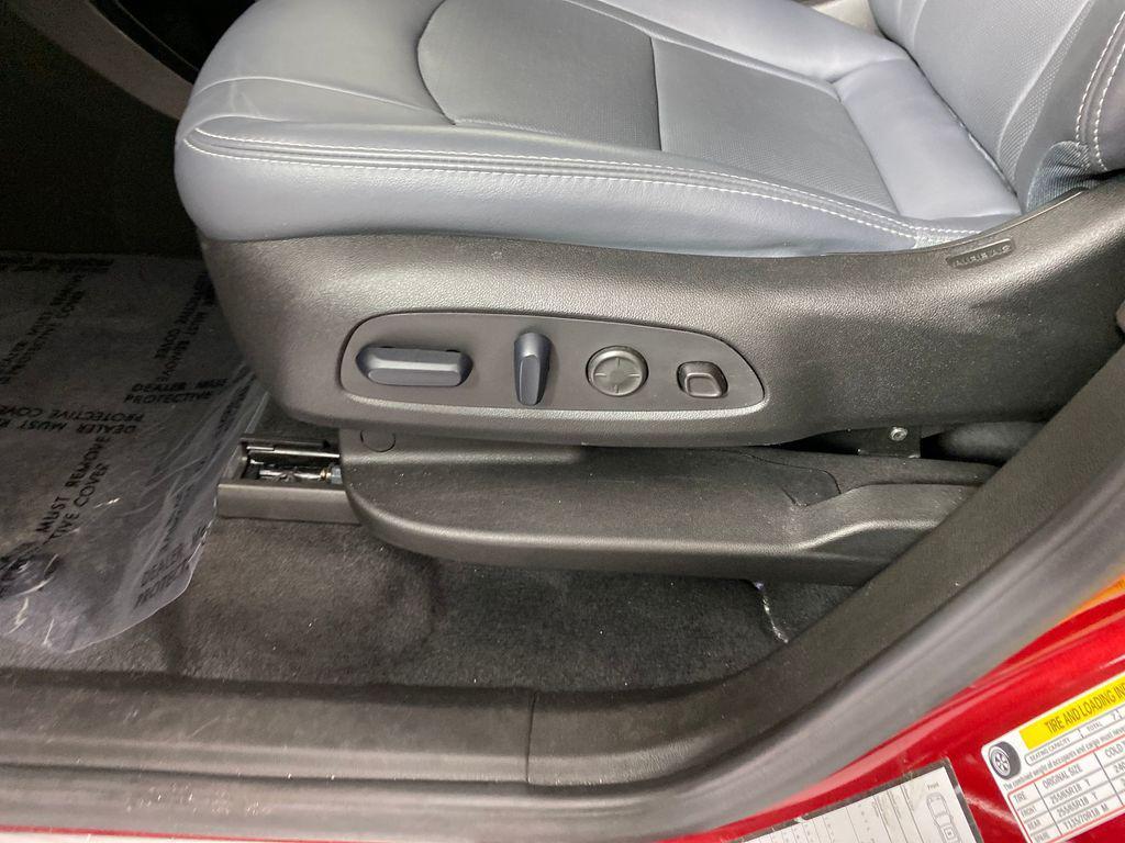 used 2024 Buick Enclave car, priced at $31,995