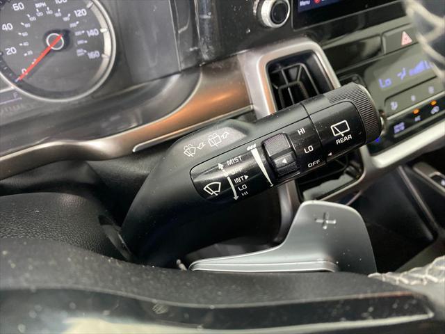 used 2022 Kia Sorento Hybrid car, priced at $23,998