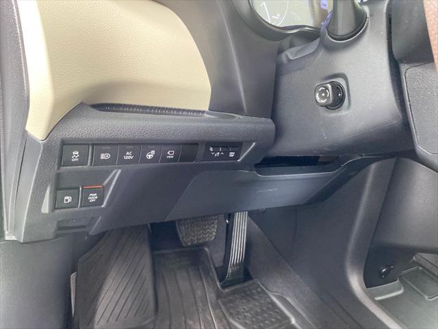 used 2023 Toyota Sienna car, priced at $54,988