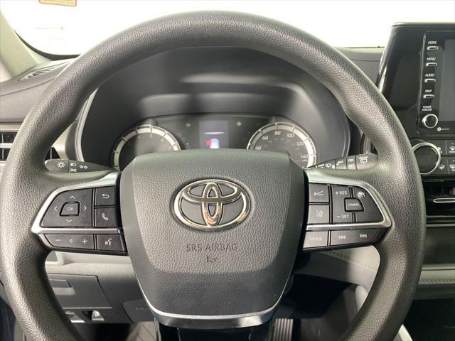 used 2021 Toyota Highlander car, priced at $24,989