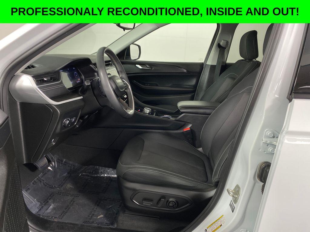 used 2023 Jeep Grand Cherokee L car, priced at $25,879