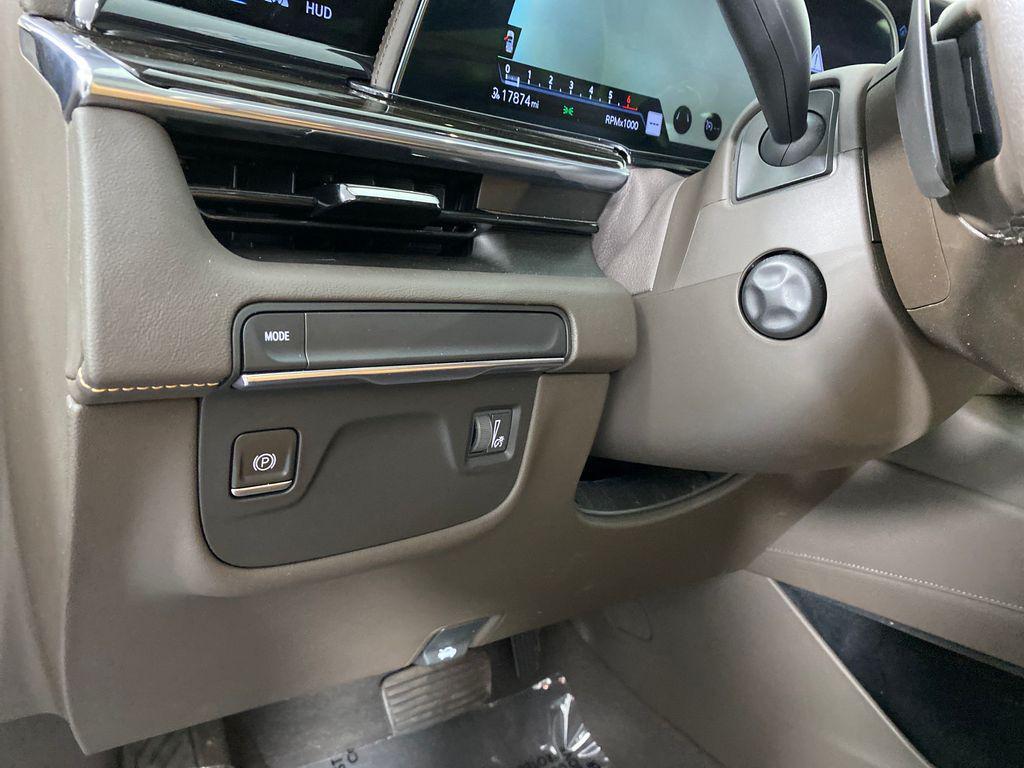 used 2021 Cadillac Escalade ESV car, priced at $68,598
