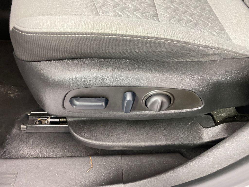 used 2023 Chevrolet Equinox car, priced at $15,989