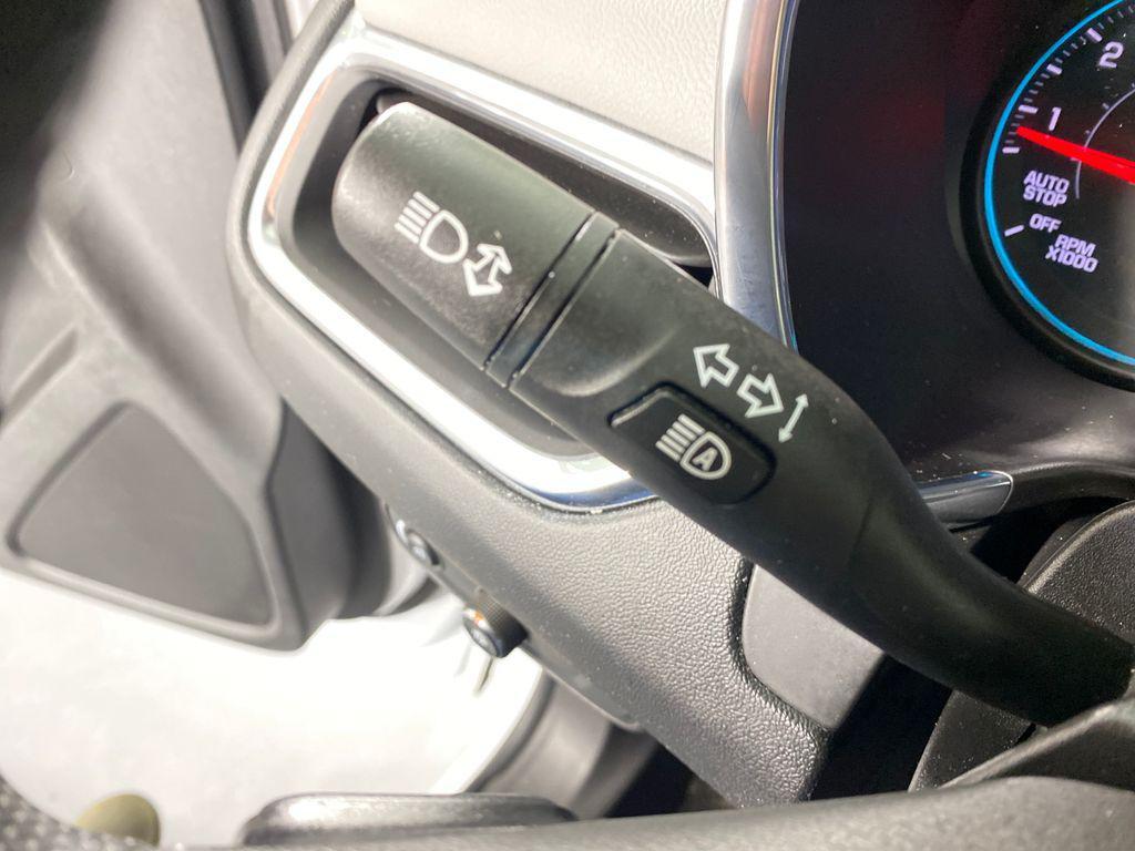 used 2023 Chevrolet Equinox car, priced at $15,989