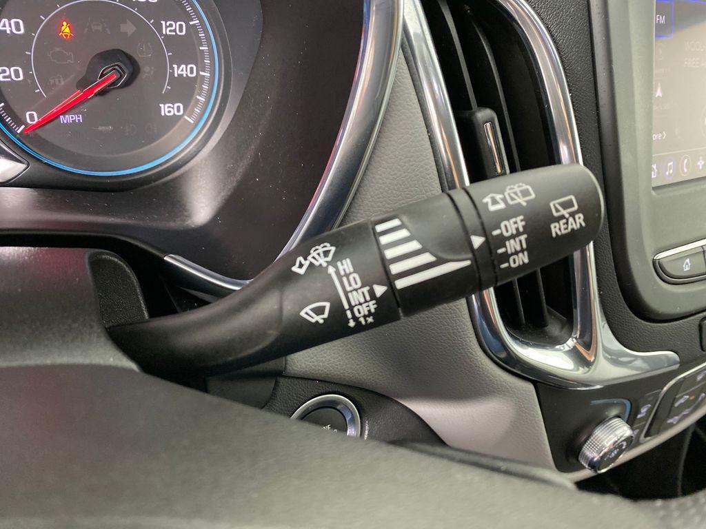 used 2023 Chevrolet Equinox car, priced at $15,989
