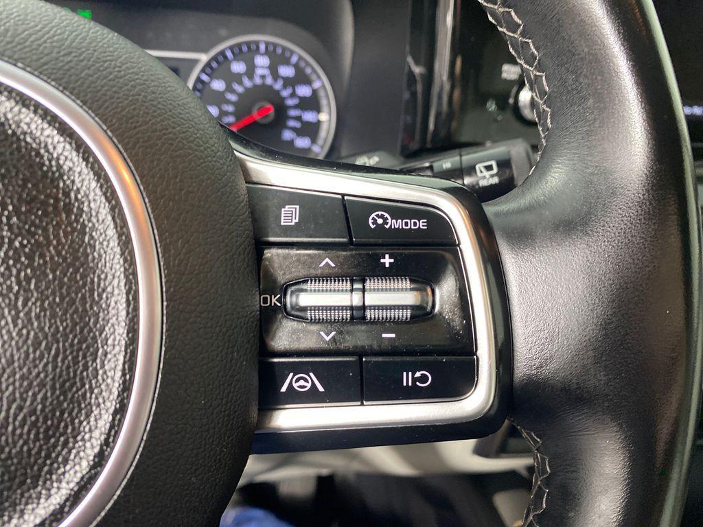 used 2023 Kia Sorento car, priced at $26,998