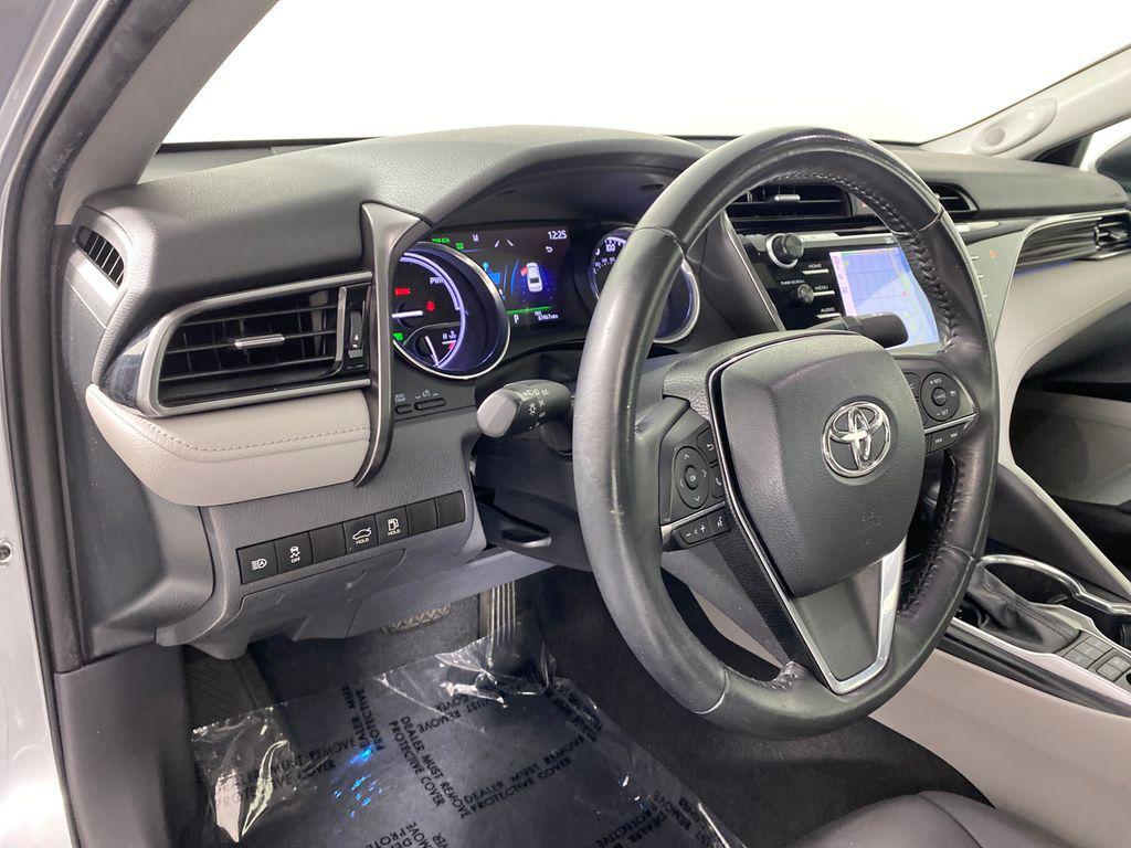 used 2020 Toyota Camry Hybrid car, priced at $21,998