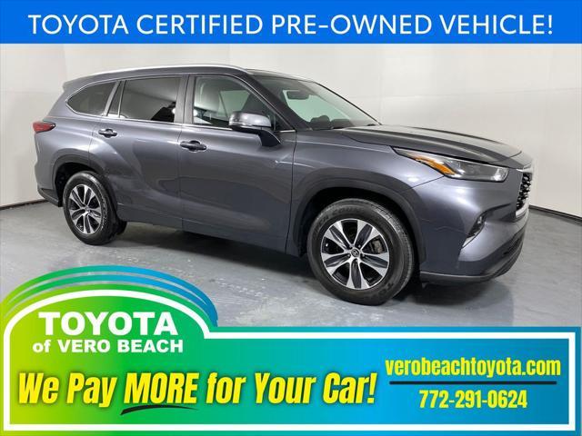 used 2023 Toyota Highlander car, priced at $34,998