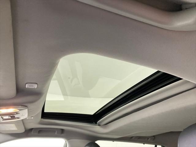 used 2023 Toyota Highlander car, priced at $34,998