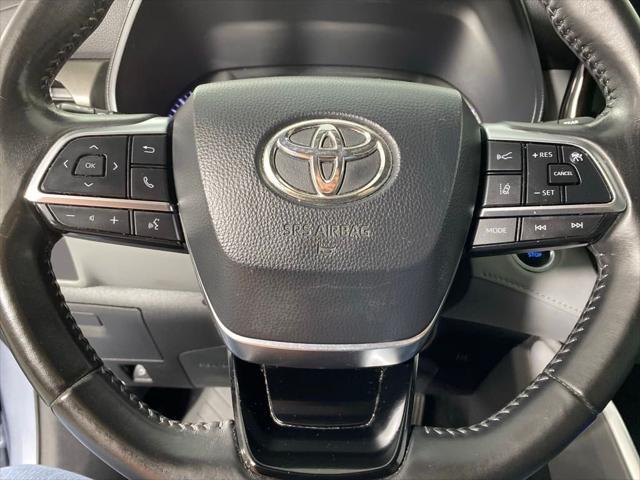 used 2020 Toyota Highlander car, priced at $24,897