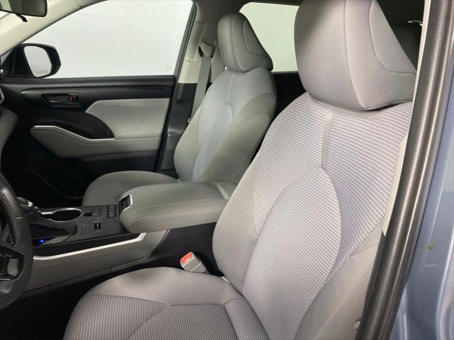 used 2020 Toyota Highlander car, priced at $24,897