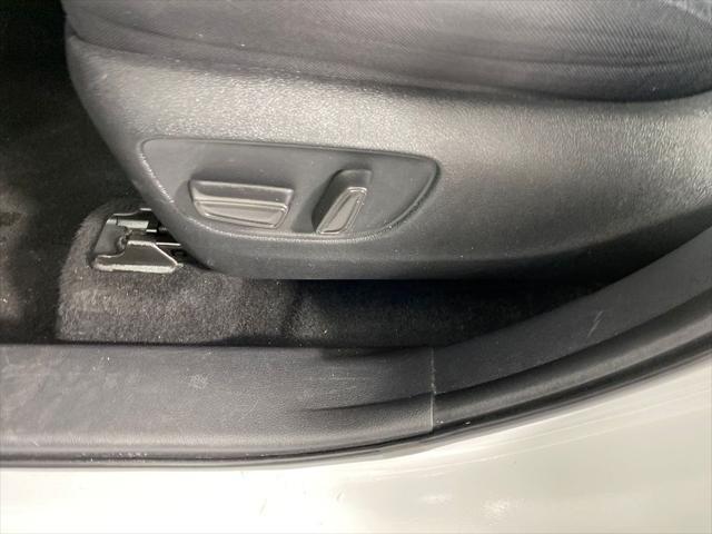 used 2023 Toyota Highlander car, priced at $32,995