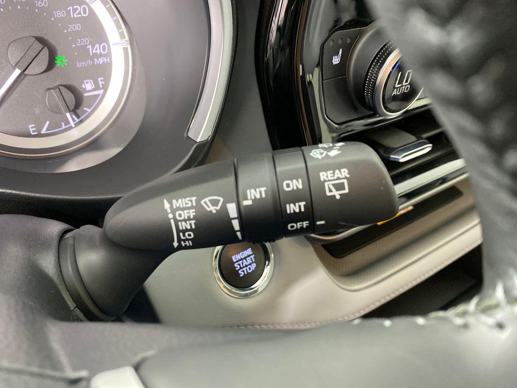 used 2023 Toyota Highlander car, priced at $35,998