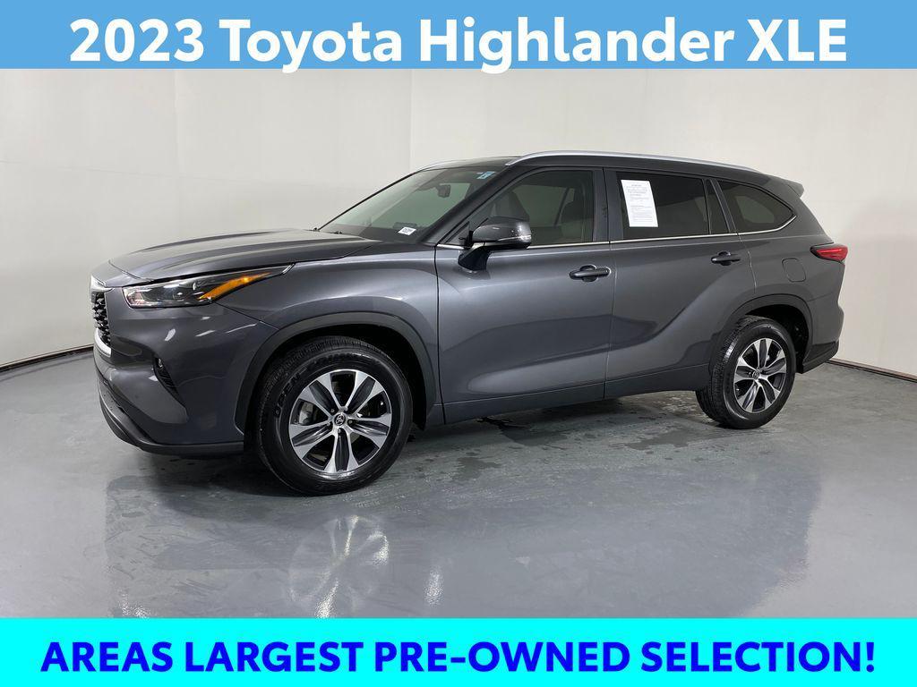 used 2023 Toyota Highlander car, priced at $35,998