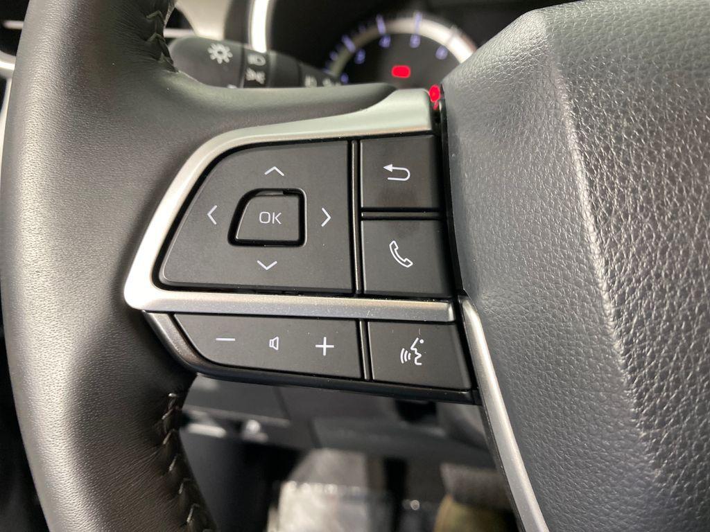 used 2023 Toyota Highlander car, priced at $35,998