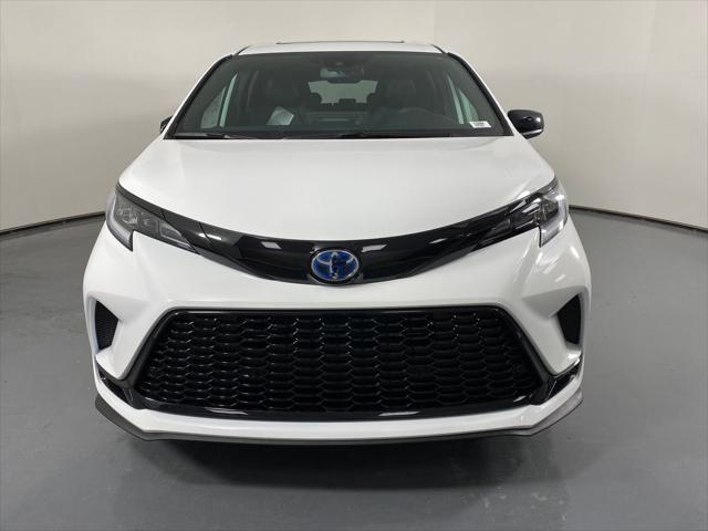 new 2025 Toyota Sienna car, priced at $49,568