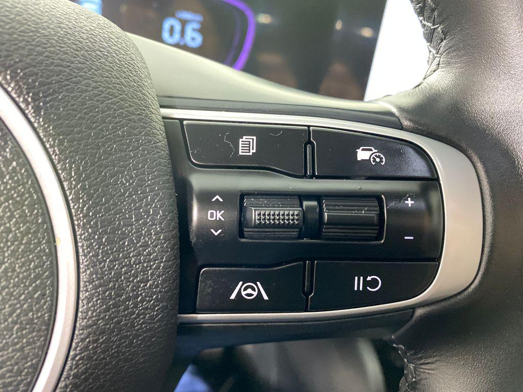 used 2025 Kia Sportage car, priced at $24,998