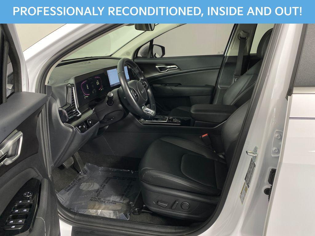 used 2025 Kia Sportage car, priced at $24,998