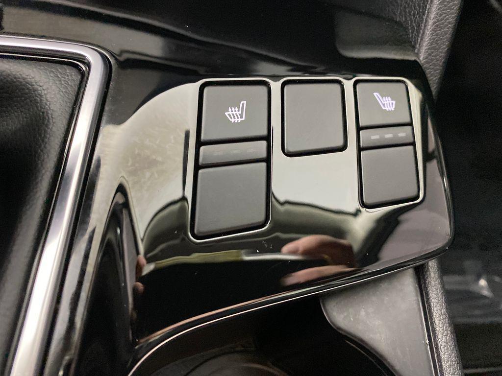 used 2025 Kia Sportage car, priced at $24,998