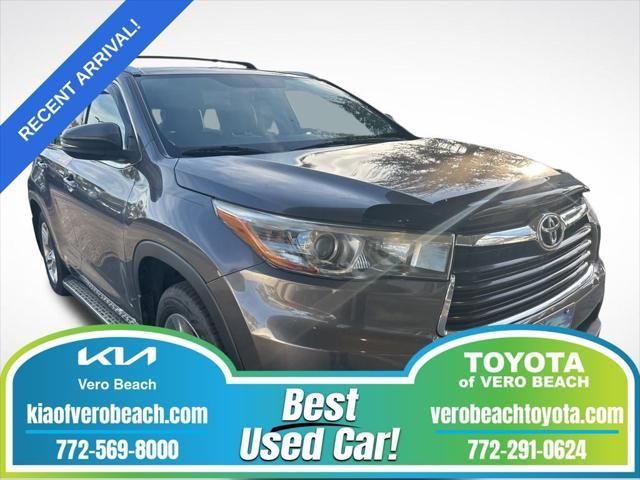 used 2014 Toyota Highlander car, priced at $18,831