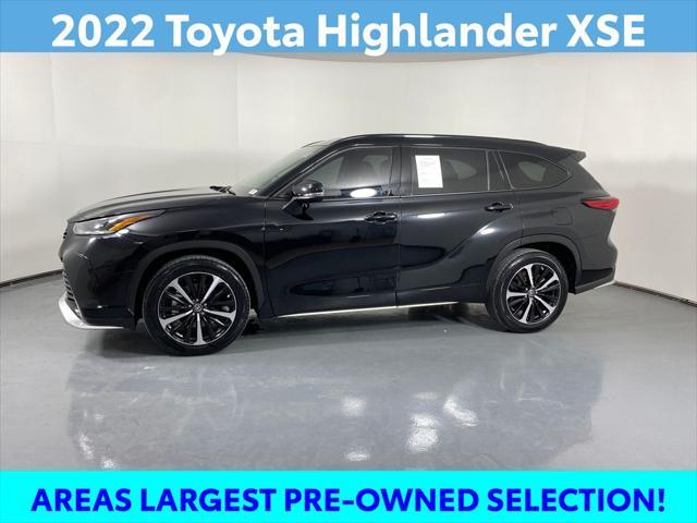 used 2022 Toyota Highlander car, priced at $34,998