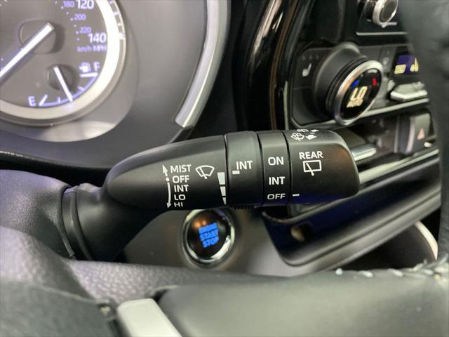 used 2022 Toyota Highlander car, priced at $34,998