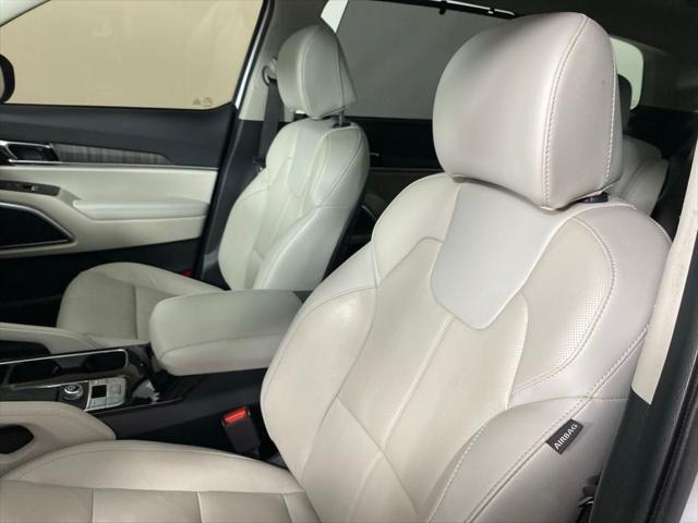 used 2024 Kia Telluride car, priced at $36,877