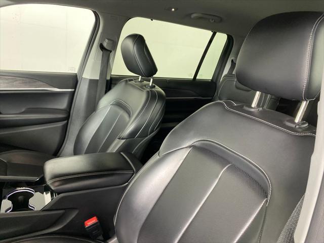 used 2023 Jeep Grand Cherokee L car, priced at $27,998