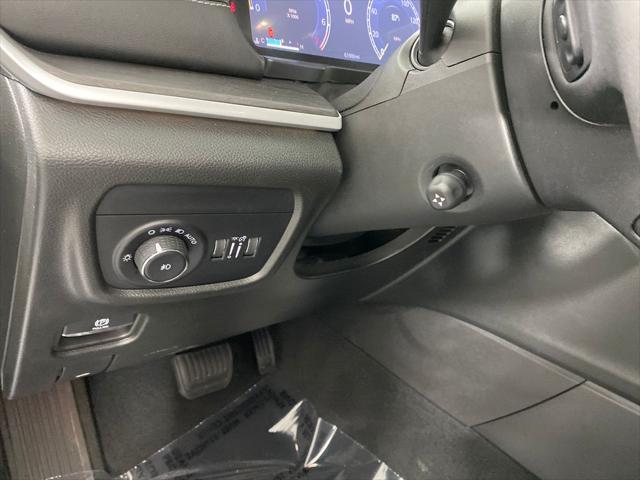 used 2023 Jeep Grand Cherokee L car, priced at $27,998