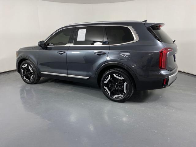 used 2023 Kia Telluride car, priced at $31,998