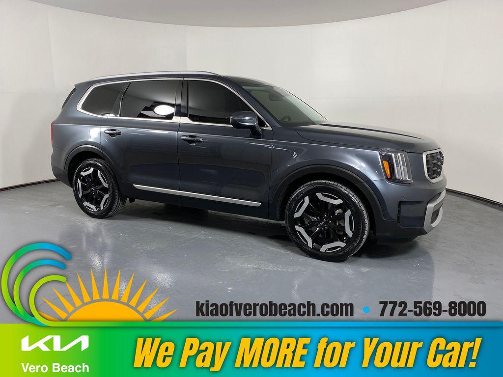 used 2023 Kia Telluride car, priced at $30,888