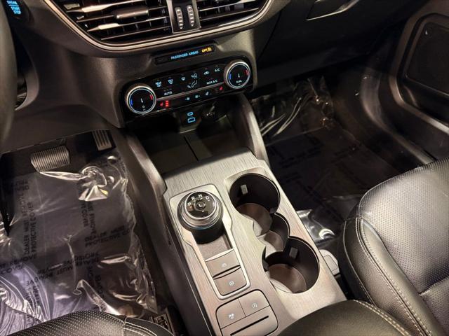 used 2022 Ford Escape car, priced at $26,231