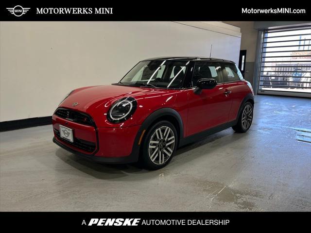 new 2025 MINI Hardtop car, priced at $37,295