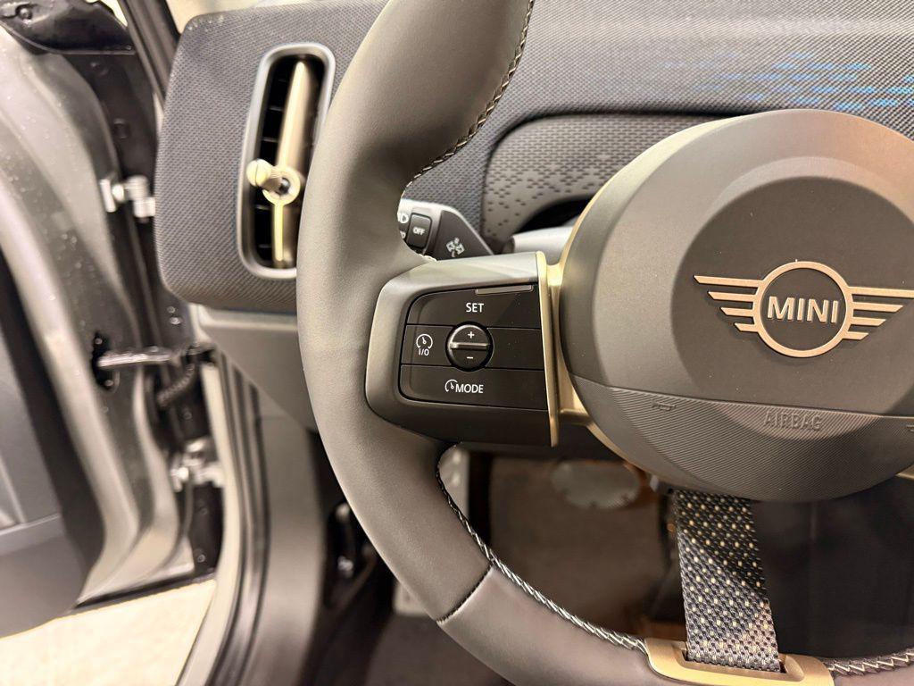 new 2025 MINI Countryman car, priced at $40,405