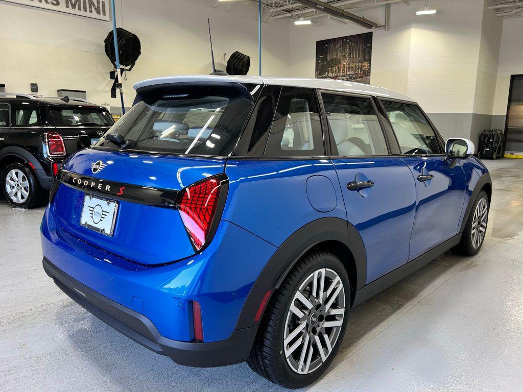 used 2025 MINI Hardtop car, priced at $29,895