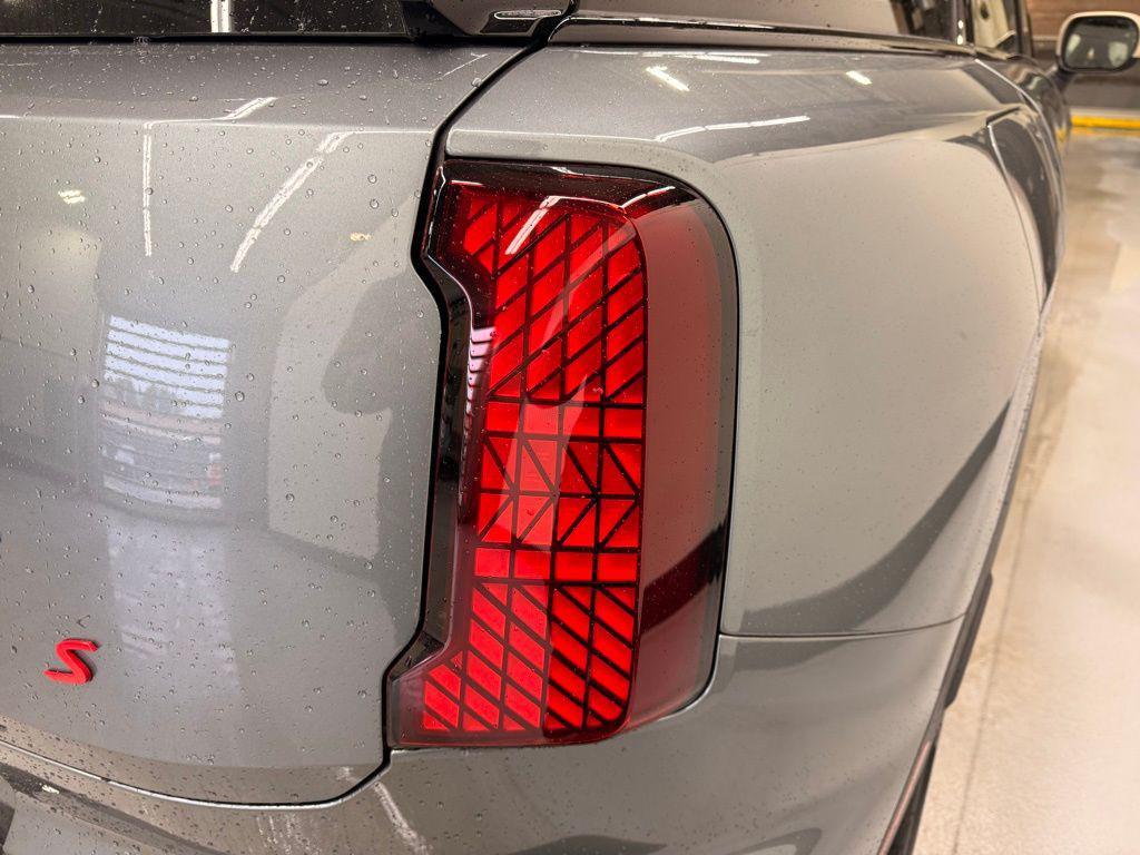 new 2025 MINI Countryman car, priced at $42,575