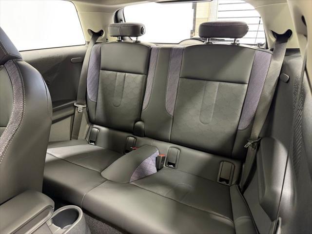 new 2025 MINI Hardtop car, priced at $33,530