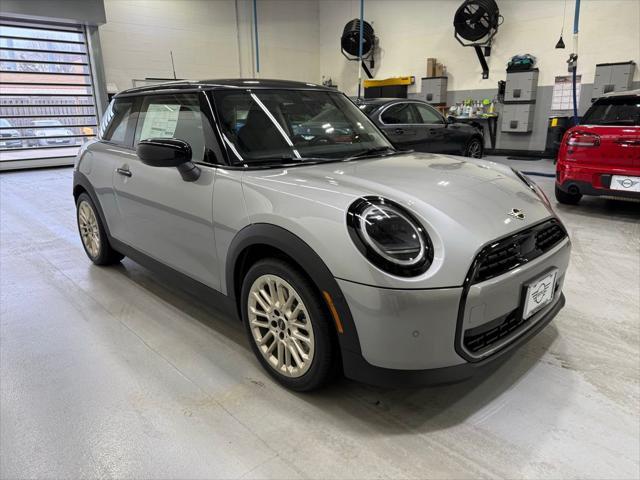 new 2025 MINI Hardtop car, priced at $33,530