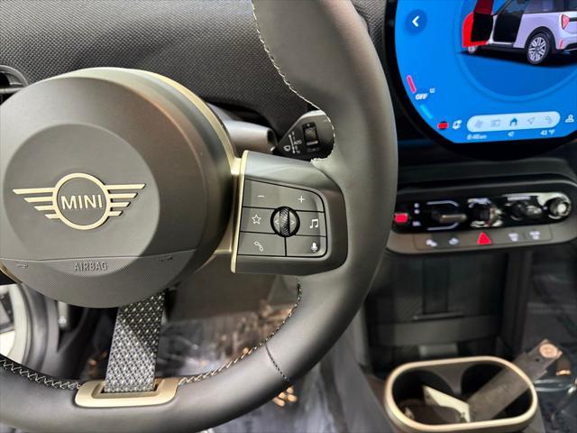 new 2025 MINI Hardtop car, priced at $33,530