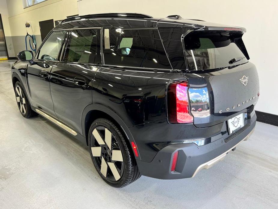 new 2025 MINI Countryman car