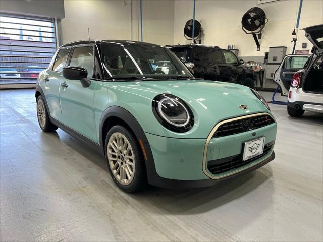 new 2025 MINI Hardtop car, priced at $39,455