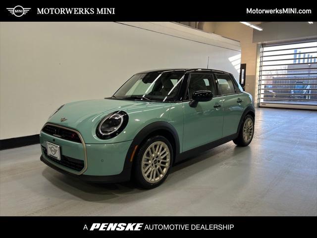 new 2025 MINI Hardtop car, priced at $39,455