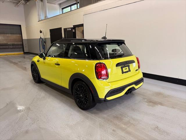 used 2024 MINI Hardtop car, priced at $27,999