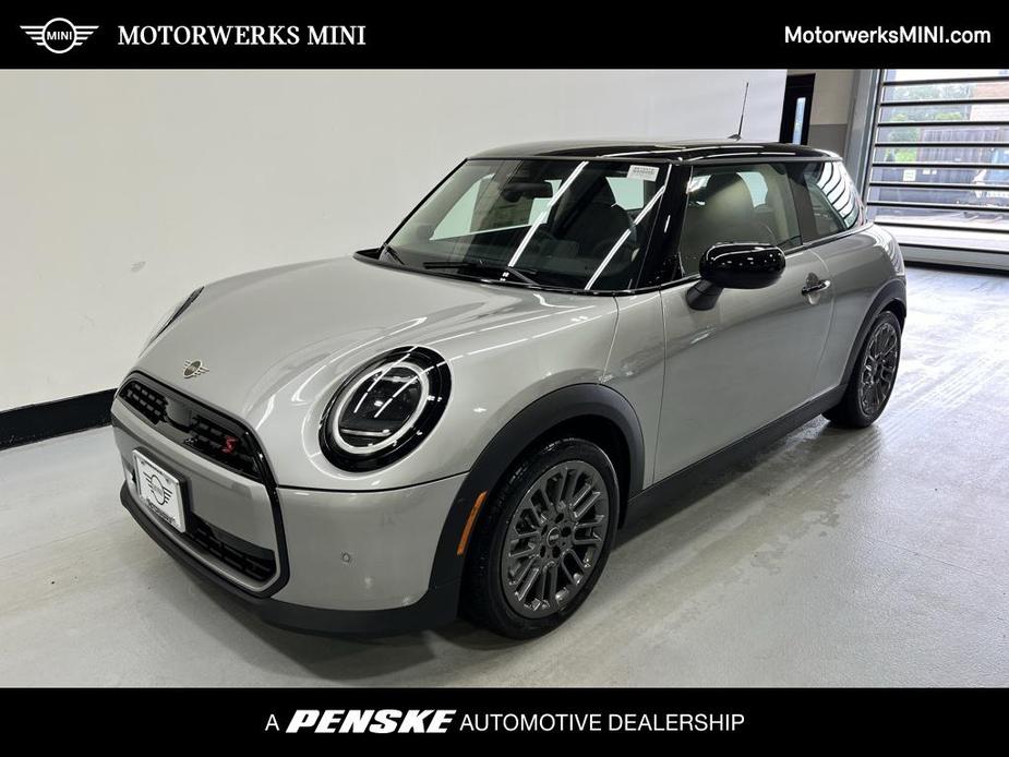 used 2025 MINI Hardtop car, priced at $35,745